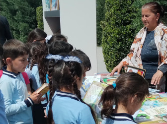 “Konstitusiya və Suverenlik İli” çərçivəsində Sabirabadda kitab sərgisi keçirilib
