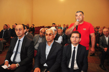 Sabirabad Rayon İcra Hakimiyyətinin başçısı Siraqəddin Cabbarovun növbəti səyyar görüş-qəbulu Əhmədabad kəndində keçirilmişdir