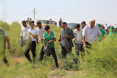 Sabirabadda “Təmiz ölkəm” aksiyası çərçivəsində Kür çayının sahilində iməcilik keçirilib