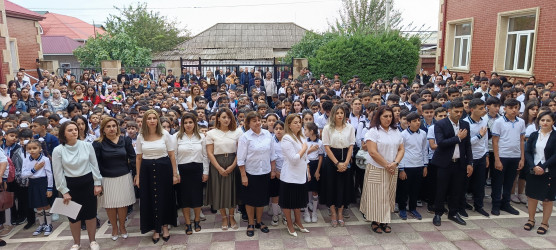 Sabirabad rayonunun bütün ümumtəhsil müəssisələrində “Bilik günü” münasibəti ilə tədbirlər keçirilmişdir