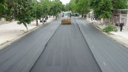 Sabirabad şəhərində Ulu Öndərimizin adını daşıyan Heydər Əliyev prospektində əsaslı təmir işləri davam etdirilir