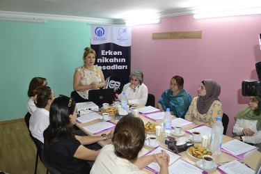 Sabirabadda “Erkən nikahın fəsadları” layihəsi çərçivəsində seminar keçirilmişdir