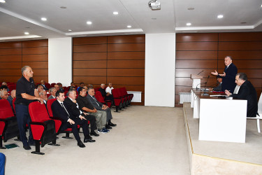 Azərbaycan Respublikasının Prezidenti İlham Əliyevin sədrliyi ilə keçirilən kənd təsərrüfatı məsələlərinə həsr olunmuş respublika müşavirəsində qaldırılan məsələlərin və qarşıya qoyulan hədəflərin icrası ilə əlaqədar Sabirabad rayonunda müşavirə keçirilmişdir
