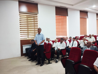 Sabirabad rayonunda “Azərbaycan Respublikasında kənd təsərrüfatı, balıqçılıq və akvakultura məhsullarının istehsalı və emalı sahələrinin inkişafına dair 2026–2030-cu illər üçün Dövlət Proqramı”nın icrasının vəziyyəti ilə bağlı müşavirə keçirilib