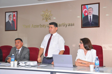 Sabirabadda “Ətraf mühitlə və iqlimlə bağlı lahiyələrdə qadınların rolu” mövzusunda maarifləndirici tədbir keçirilib