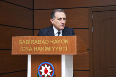 Sabirabad rayonunda 2026-cı ilin yaz əkinlərinə hazırlıq vəziyyəti, pambıqçılıq sahəsində görülmüş işlərə həsr olunmuş müşavirə keçirilib