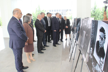Sabirabad rayonunda Ümummilli Lider Heydər Əliyevin anadan olmasının 103-cü ildönümünə həsr olunmuş kitab sərgisi keçirilib