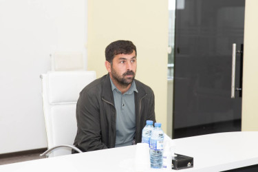 Dövlət Sosial Müdafiə Fondunun İdarə Heyətinin sədri Zəka Mirzəyev Sabirabad rayonunda vətəndaşları qəbul edib
