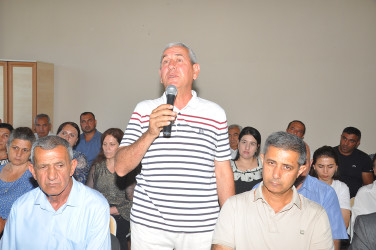 Sabirabad Rayon İcra Hakimiyyətinin başçısı Siraqəddin Cabbarovun növbəti səyyar görüş-qəbulu Qasımbəyli kəndində keçirilmişdir