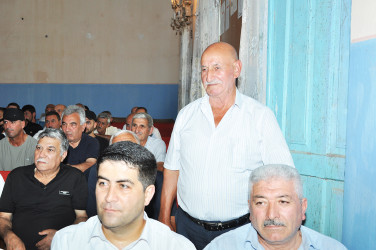 Sabirabad Rayon İcra Hakimiyyətinin başçısı Siraqəddin Cabbarovun növbəti səyyar görüş-qəbulu Güdəcühür kəndində keçirilmişdir