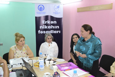 Sabirabadda “Erkən nikahın fəsadları” layihəsi çərçivəsində seminar keçirilmişdir