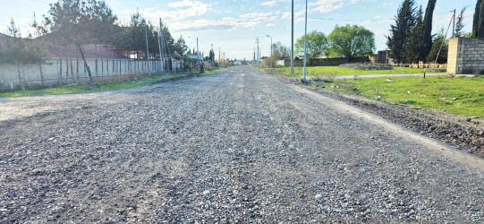 Sabirabad Rayon İcra Hakimiyyətinin təşəbbüsü ilə Cavad-Yolçubəyli-Narlıq-Qarabucaq kəndlərarası avtomobil yolu cari təmir olunmuşdur