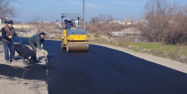 Sabirabad şəhərinin bir sıra yollarının əsaslı şəkildə təmiri davam edir