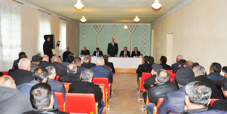 Sabirabad Rayon İcra Hakimiyyətinin başçısı Siraqəddin Cabbarovun növbəti səyyar görüş-qəbulu Əliləmbəyli kəndində keçirilmişdir