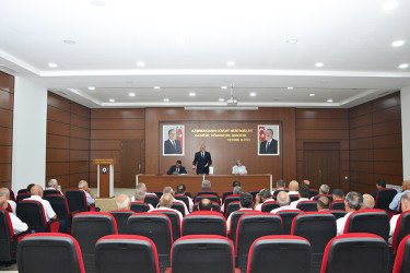 Sabirabad rayonunda kənd təsərrüfatının siyahıyaalınması və qanunsuz tikililər ilə bağlı müşavirə keçirilib