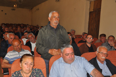 Sabirabad Rayon İcra Hakimiyyətinin başçısı Siraqəddin Cabbarovun növbəti səyyar görüş-qəbulu Qaralar kəndində keçirilmişdir